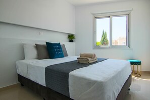 Luxury Apartment - Phaedrus Living: Seaside Luxury Flat Lighthouse 65 (Paphos)