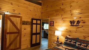 2 bedrooms, free WiFi