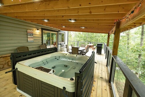 Luxury mountain cabin