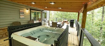 Luxury mountain cabin