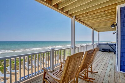 Spectacular 9 Bedroom Luxury Oceanfront sleeps 40 Heated Pool* + Hot Tub*!!