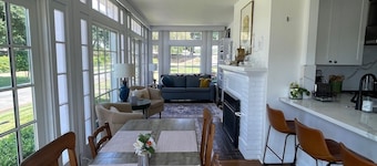 Vintage Estate & Vineyard on the Sacramento River