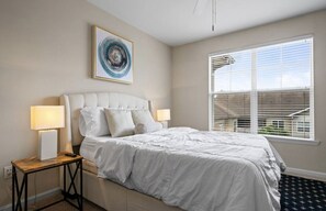 1 bedroom, desk, iron/ironing board, WiFi