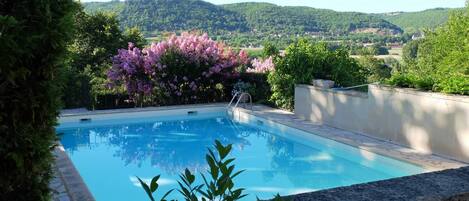 Alberca al aire libre