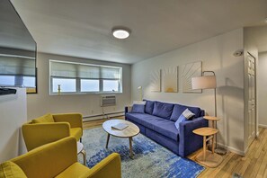 TV - Central & Contemporary NJ Condo: Steps to Shore! (Asbury Park)