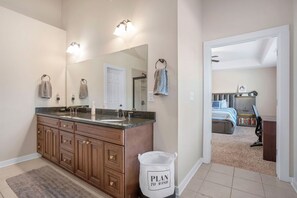 3 bedrooms, desk, iron/ironing board, free WiFi - #ATLHomeAway4rmHome (Atlanta)