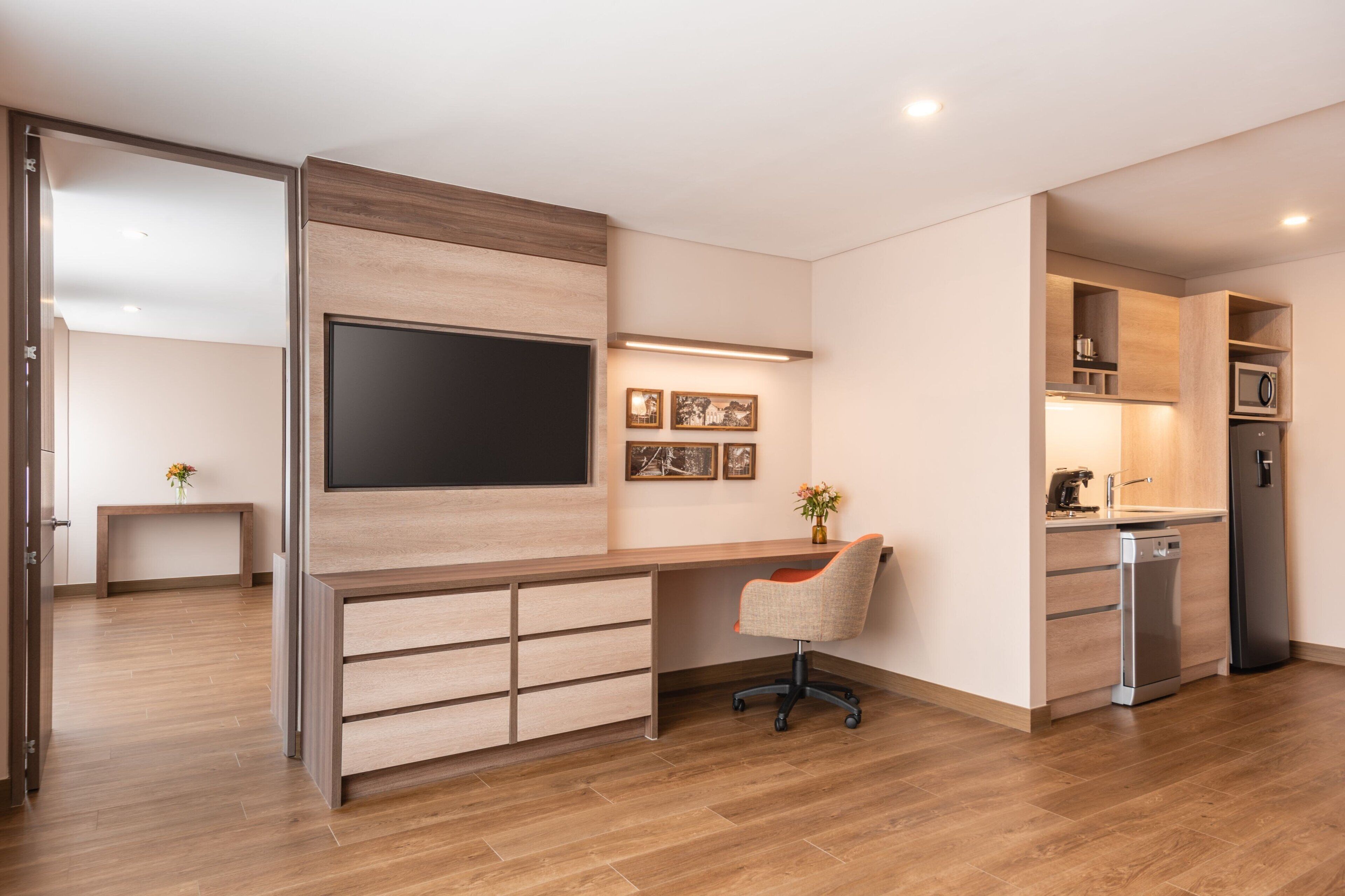 suite, 1 bedroom, non smoking, city view | 1 bedroom, in-room safe, desk, laptop workspace