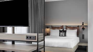Ropa de cama hipoalergénica y espacio para trabajar con un portátil