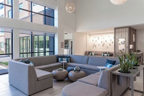 Lobby - Element Dallas Richardson (Richardson)