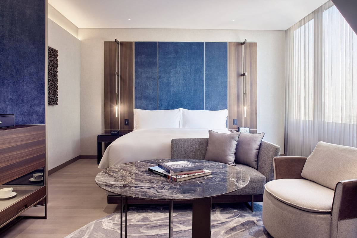 Deluxe Room, 1 King Bed, Non Smoking, City View (City View)