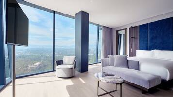 1 kamar tidur, seprai premium, minibar, dan brankas