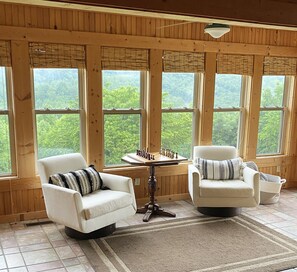 Interior - Hillside Haven - Amazing views with a hot tub! (Rutherfordton)