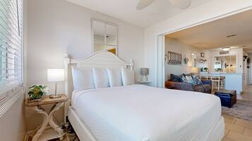 Strygejern/strygebræt, internetforbindelse, sengetøj