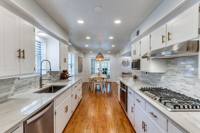 Prime location chic 4BR home with charming  pool and yard