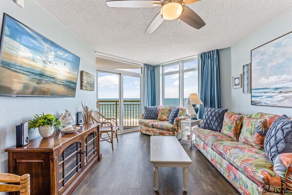 Televisio, DVD-soitin, videokirjasto