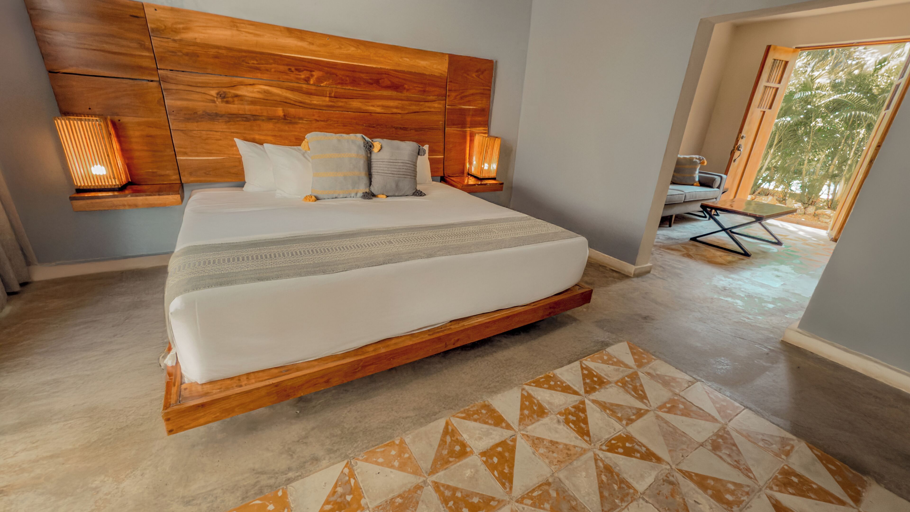 standard room, 1 king bed | 1 bedroom, premium bedding, in-room safe, blackout curtains