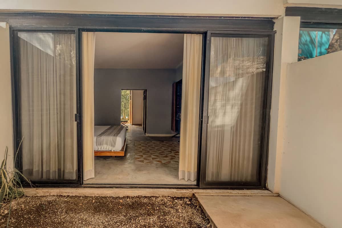 1 bedroom, premium bedding, in-room safe, blackout curtains