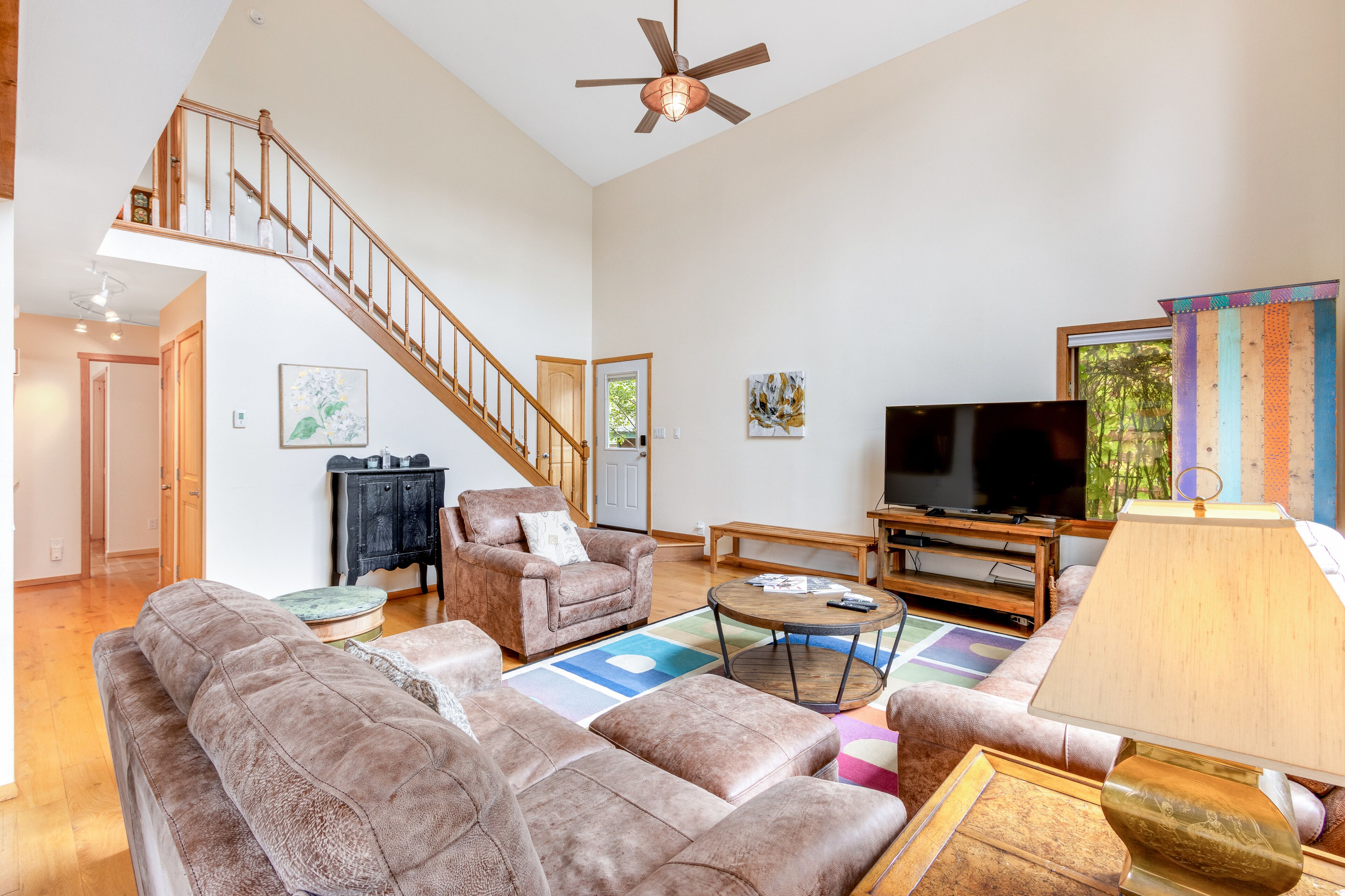 Dog-Friendly Mountain House + Loft w/Free WiFi, Enclosed Patio, Gas Grill, Cable