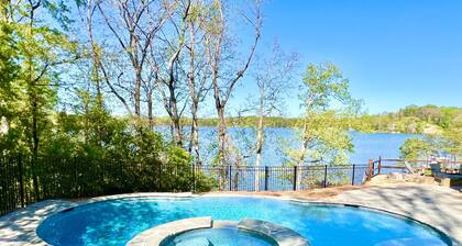Massive Lakehouse - Infinity Pool, Hot Tubs, Dock, Firepit