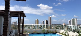 Studio Lux West Flat