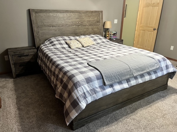 3 bedrooms, free WiFi, bed sheets