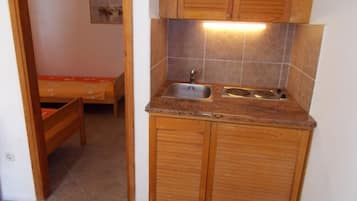 1 Schlafzimmer, Schreibtisch, Bügeleisen/Bügelbrett, WLAN