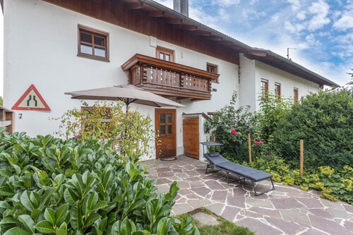 Vacation Home "Zuhaus am See" with Mountain View, Sauna, Wi-Fi and Garden