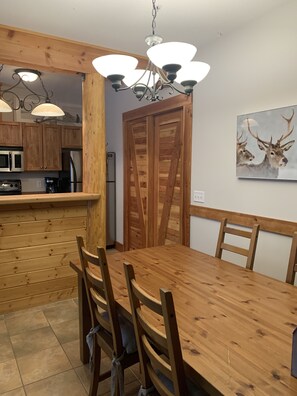 Dining - Big White Condo perfect for an amazing getaway Winter or Summer! (Beaverdell)
