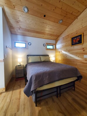 3 soverom, strykejern/-brett, wi-fi (inkludert) og sengetøy