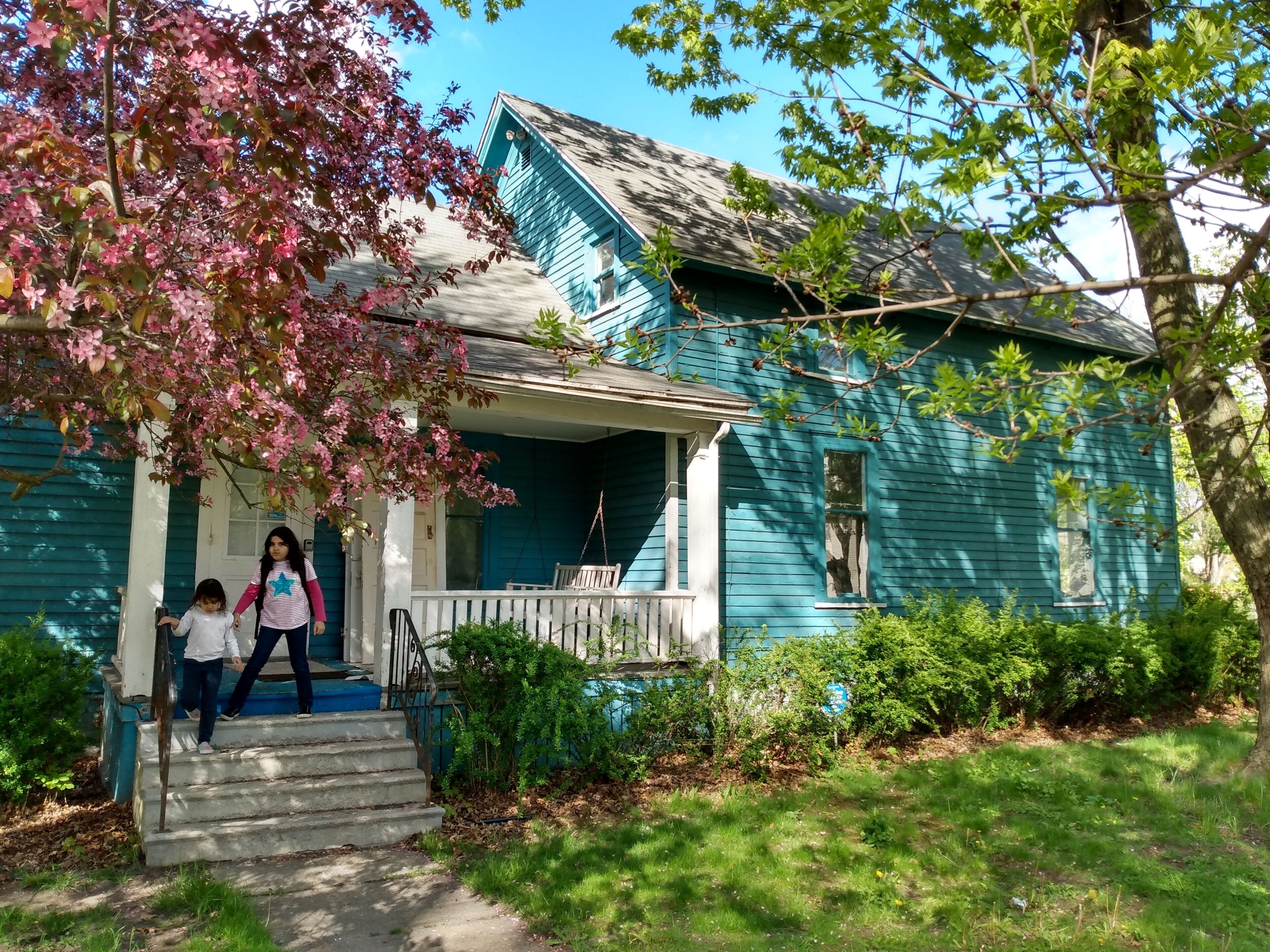 Newly renovated house near Saginaw Downtown