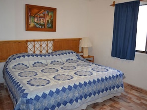 Family Villa | 4 bedrooms, in-room safe, iron/ironing board, free WiFi - Villas Marlin Villa (Cancun)
