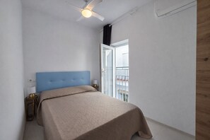 1 habitación, internet y ropa de cama 