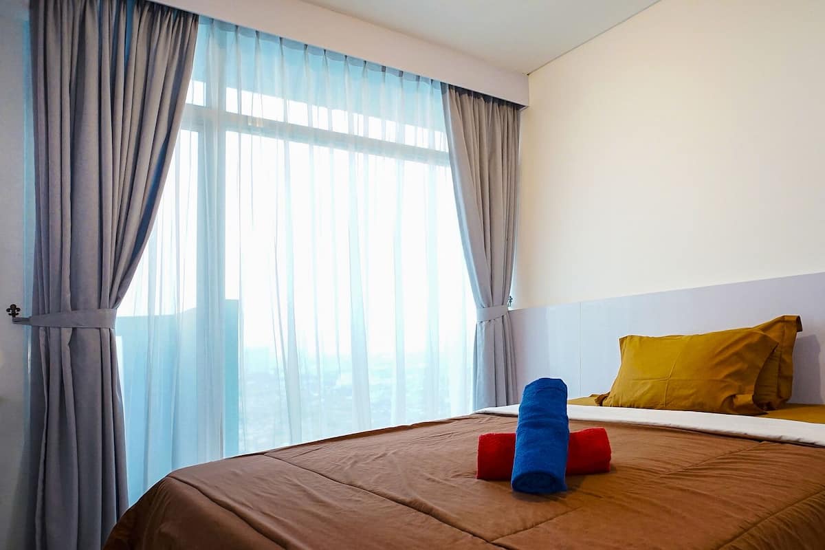 Studio, 1 Double Bed, Non Smoking, City View | 1 bedroom, desk, free WiFi