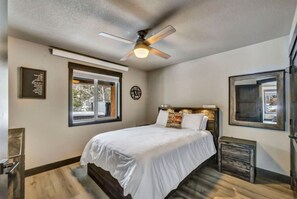Iron/ironing board, free WiFi, bed sheets, wheelchair access