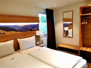 2 bedrooms, in-room safe, WiFi, bed sheets