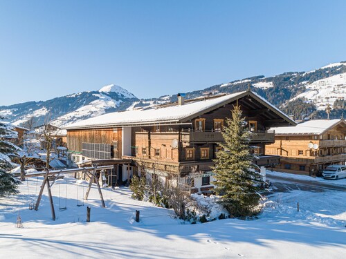 Appartement avec balcon près du téléski