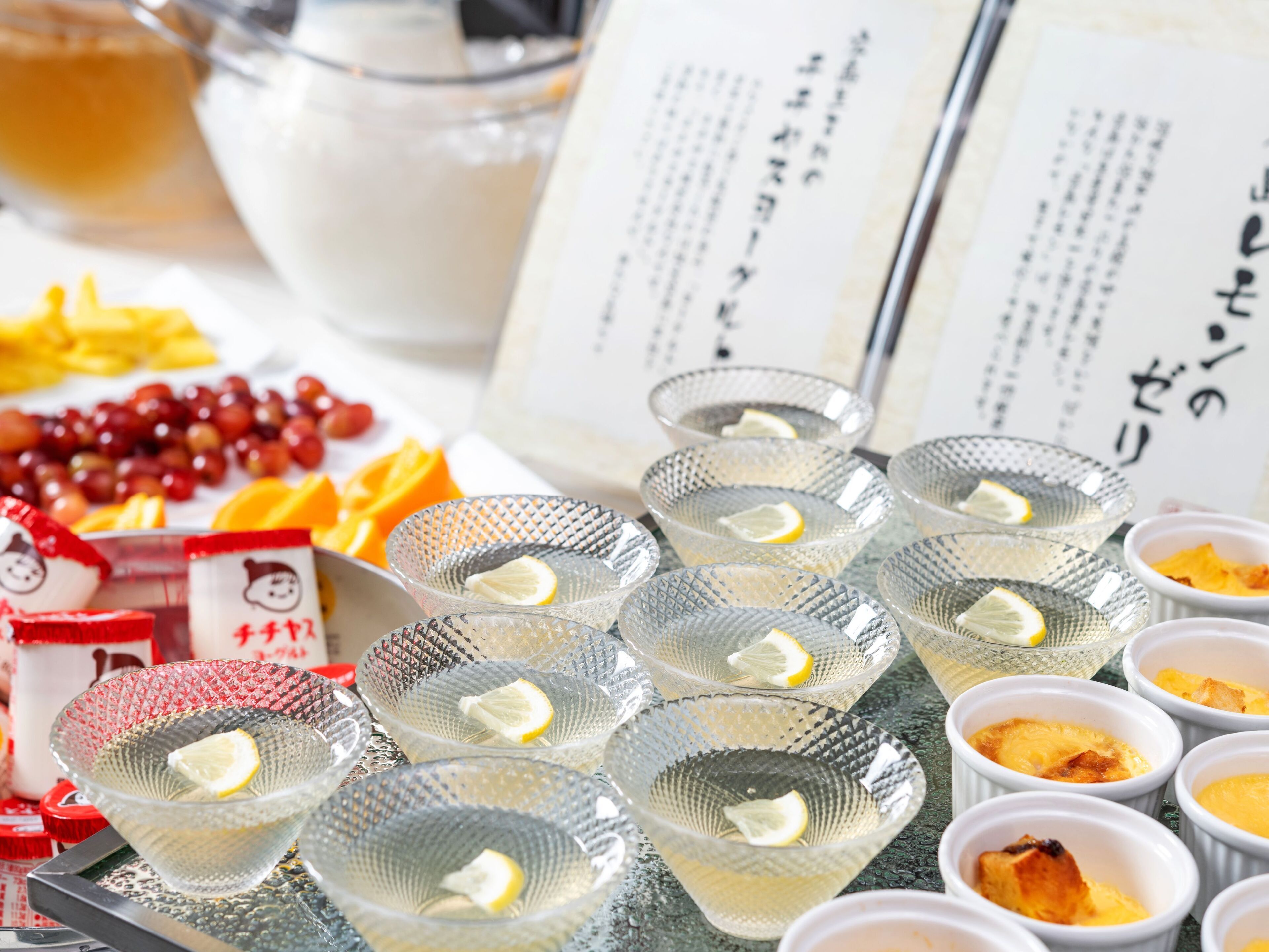 daily buffet breakfast (jpy 2090 per person)