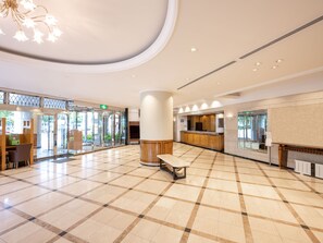 Lobby - Hotel Mystays Hiroshima Peace Park (Hiroshima)