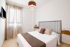 1 habitación, escritorio, wifi gratis y ropa de cama 