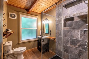 Shower, towels - Blue Flower Cabin - 10 acres, private, hot tub, fire pit (Boone)
