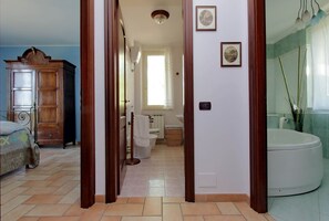 Badewanne, Haartrockner