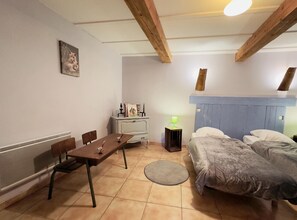 2 sovrum, strykjÀrn/strykbrÀda, wi-fi och sÀngklÀder