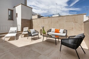 Kahden hengen superior-huone (yksi tai kaksi sänkyä) | Terassi/patio