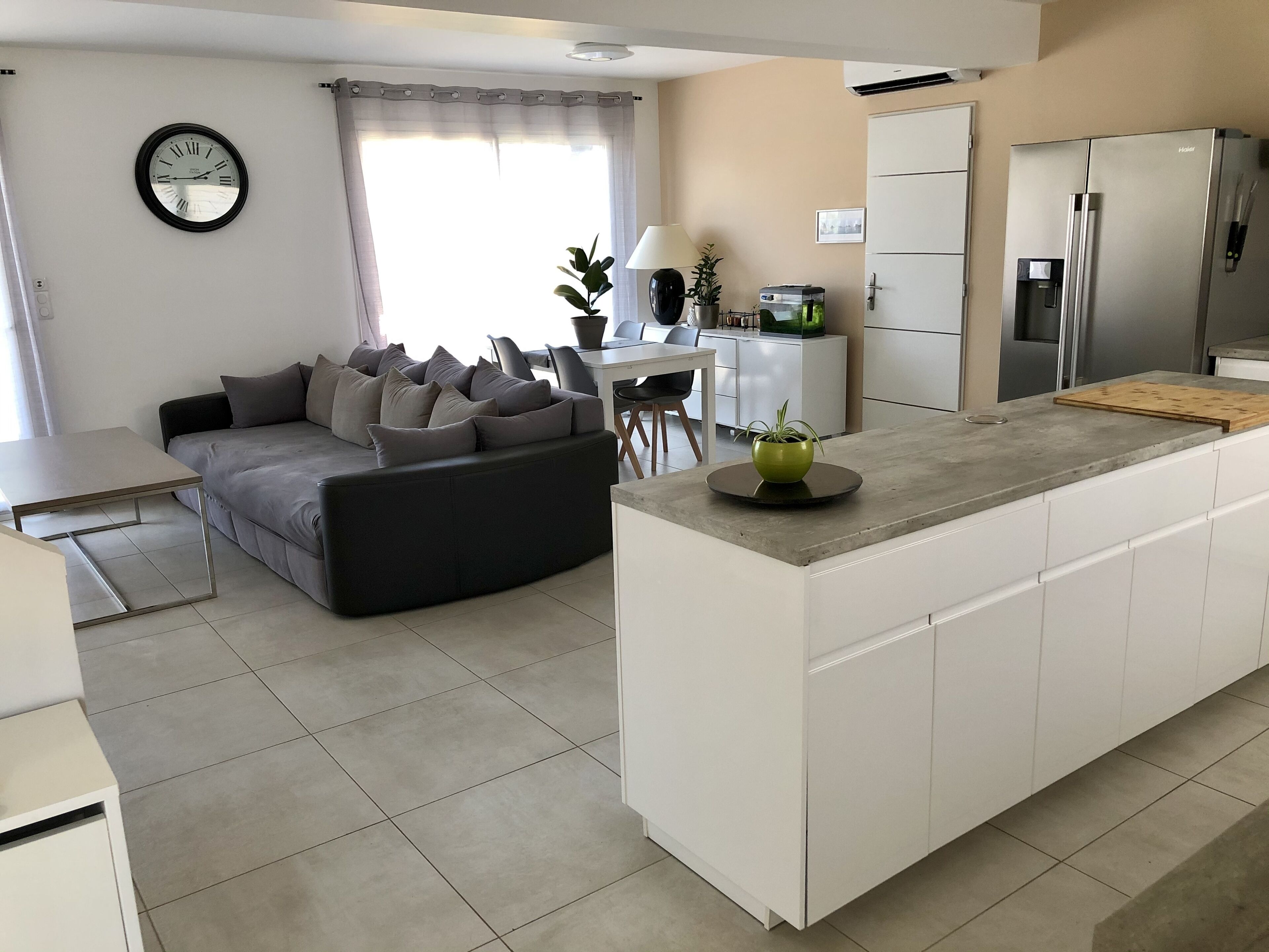 Smart TV, DVD player