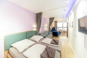 Unclassified image, 4 of 20, button - Altstadt Studio Papenstraße - Altstadtstudio (Stralsund)