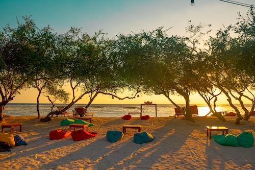 Royal Regantris Trawangan