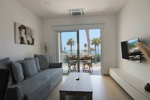 Luxury Double Room | Interior - Phaedrus Living: Seaview Luxury Flat Limnaria 151 (Paphos)