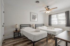 3 habitaciones, tabla de planchar con plancha y wifi gratis