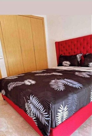 2 chambres, lit parapluie, Wi-Fi gratuit, draps fournis