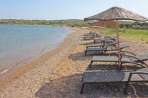 Unclassified image, 2 of 43, button - Malbec Otel (Bozcaada)